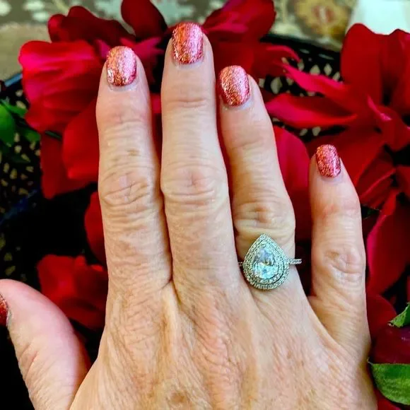 Sterling Silver pear cut CZ Ring - Picture 4 of 7